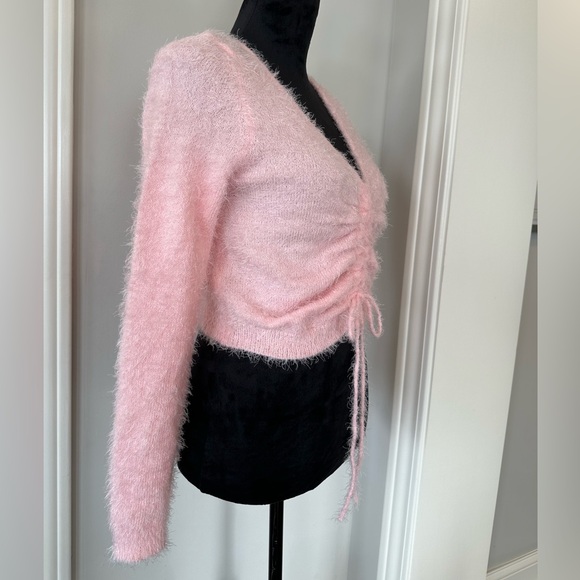 ✨NWT✨ Retired Style‼️ Society 212 Y2K Pink Fuzzy Cropped Sweater - Picture 8 of 14